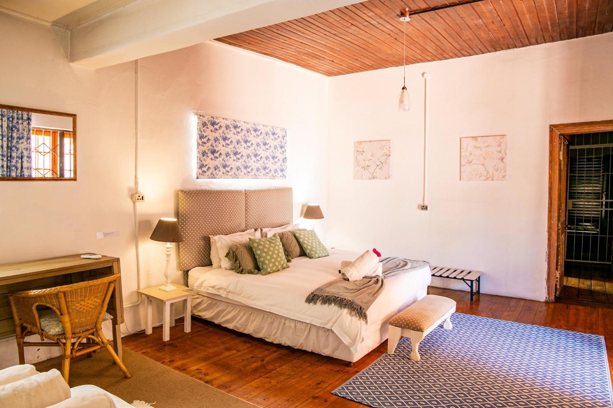 The Townhouse Villa กราฟฟ์-เรเน็ต ภายนอก รูปภาพ