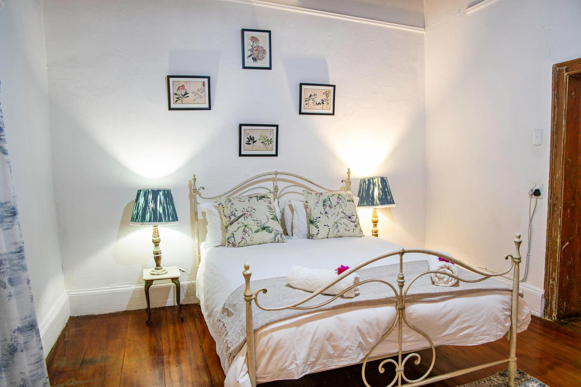 The Townhouse Villa กราฟฟ์-เรเน็ต ภายนอก รูปภาพ